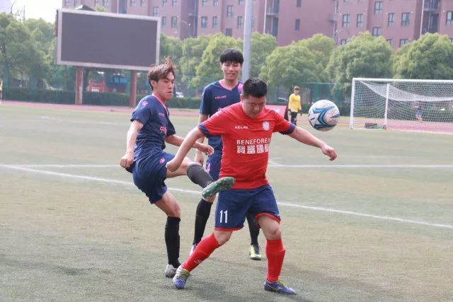 队记谈文班昨日赛后不接受采访：没啥大不了的 给他一点空间吧